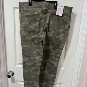 Sonoma All About Comfort Olive Jeggings